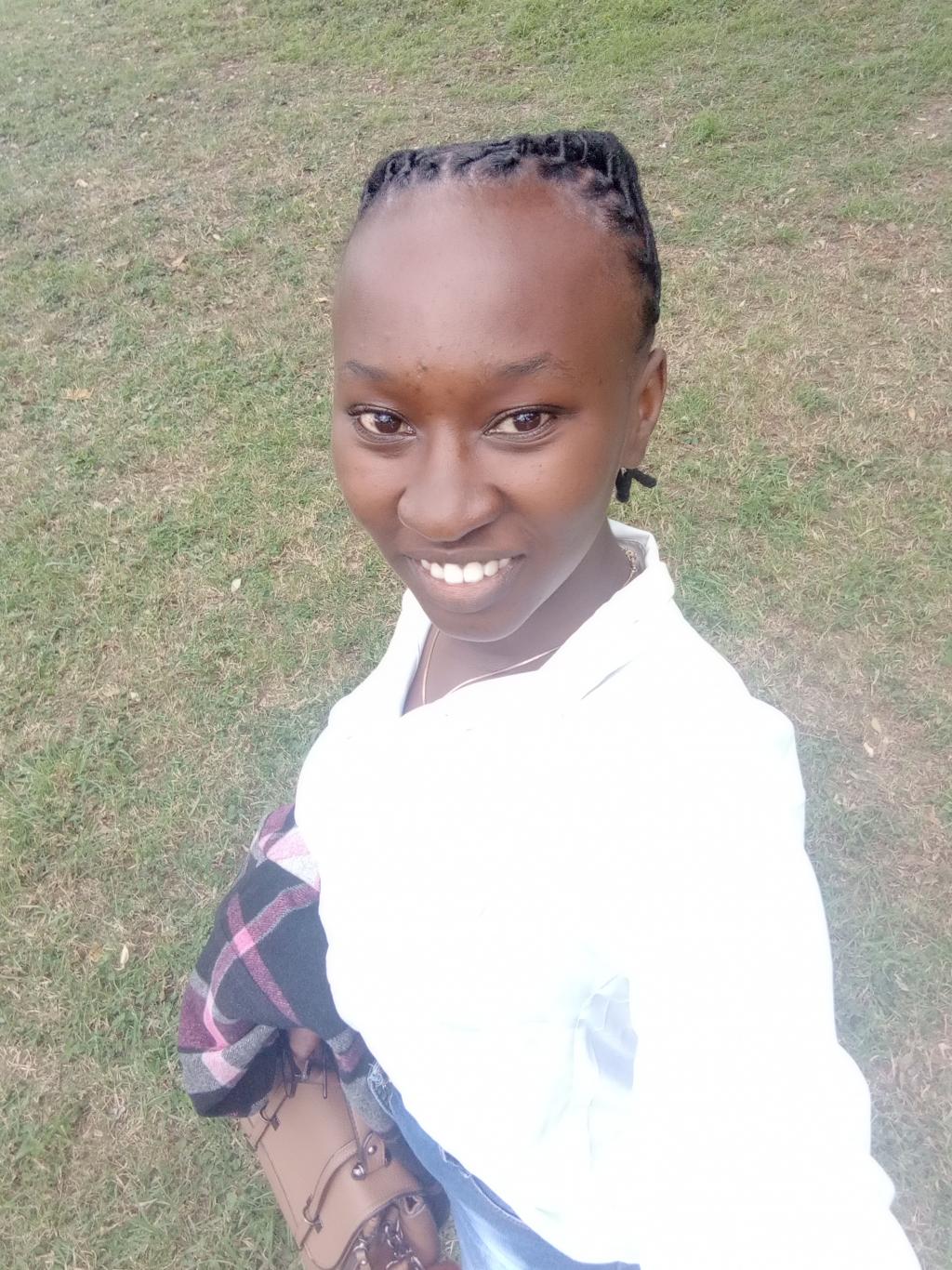 EXPERIENCED AUPAIR LOOKING FOR A HOST FAMILY 